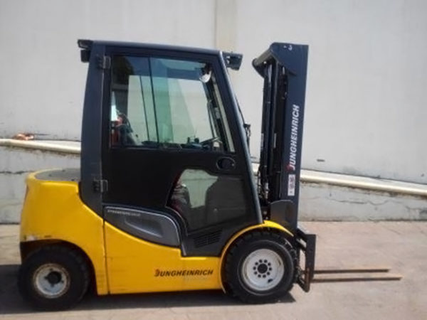 Jungheinrich_DFG 425s