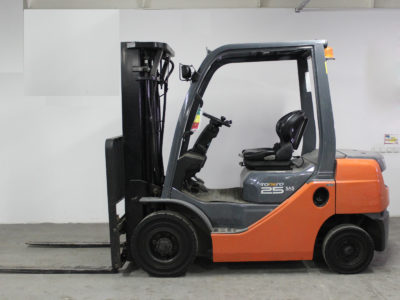 Toyota_02-8FDF25